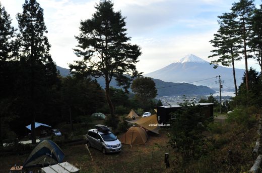 แคมป์กางเต้นปิ้งย่างบนภูเขาที่ Retreat Camp Mahoroba