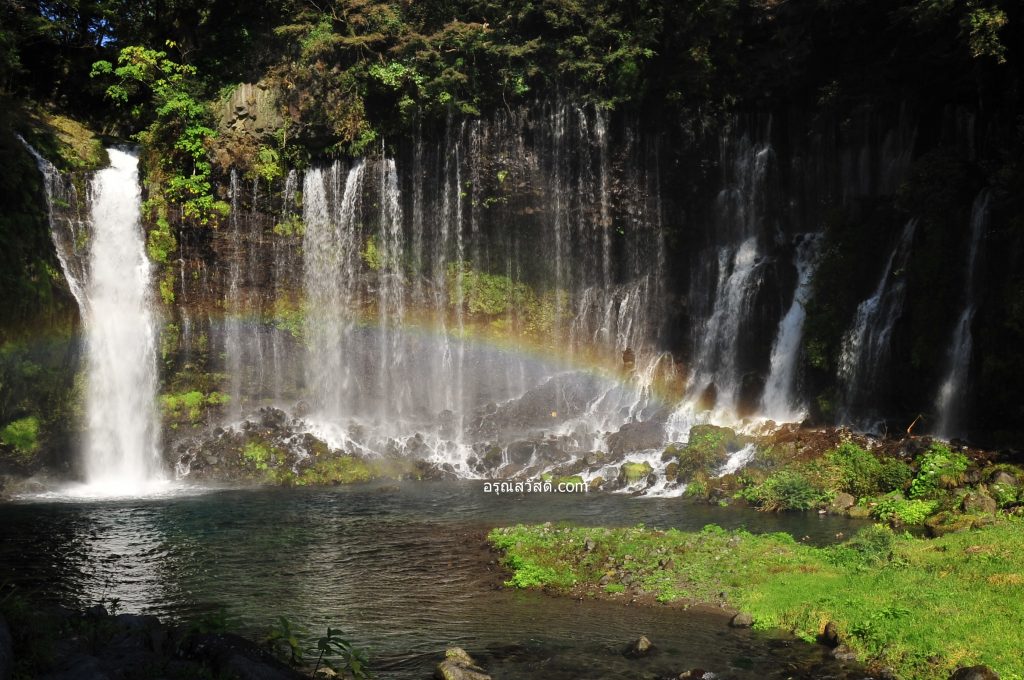 เที่ยวญี่ปุ่นที่น้ำตกชะระอิโตะโนะทะคิ Shiraito no Taki Waterfalls